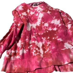 True Craft size medium Pink and White Tie-Dye Sweatshirt